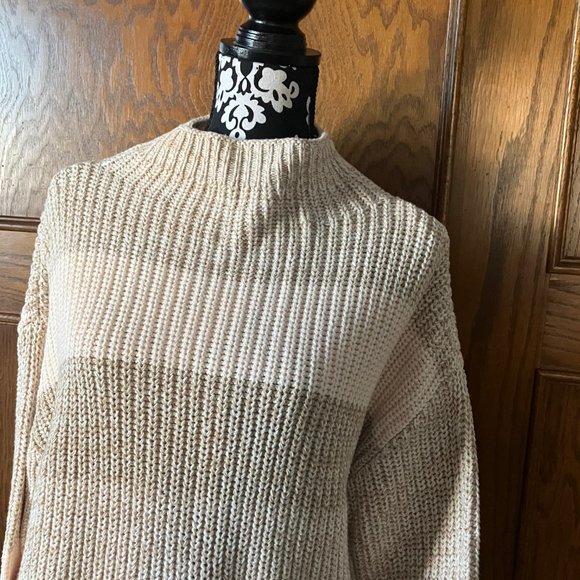 Saint Geraldine Mock Neck Sweater New With Tags - Picture 2 of 4